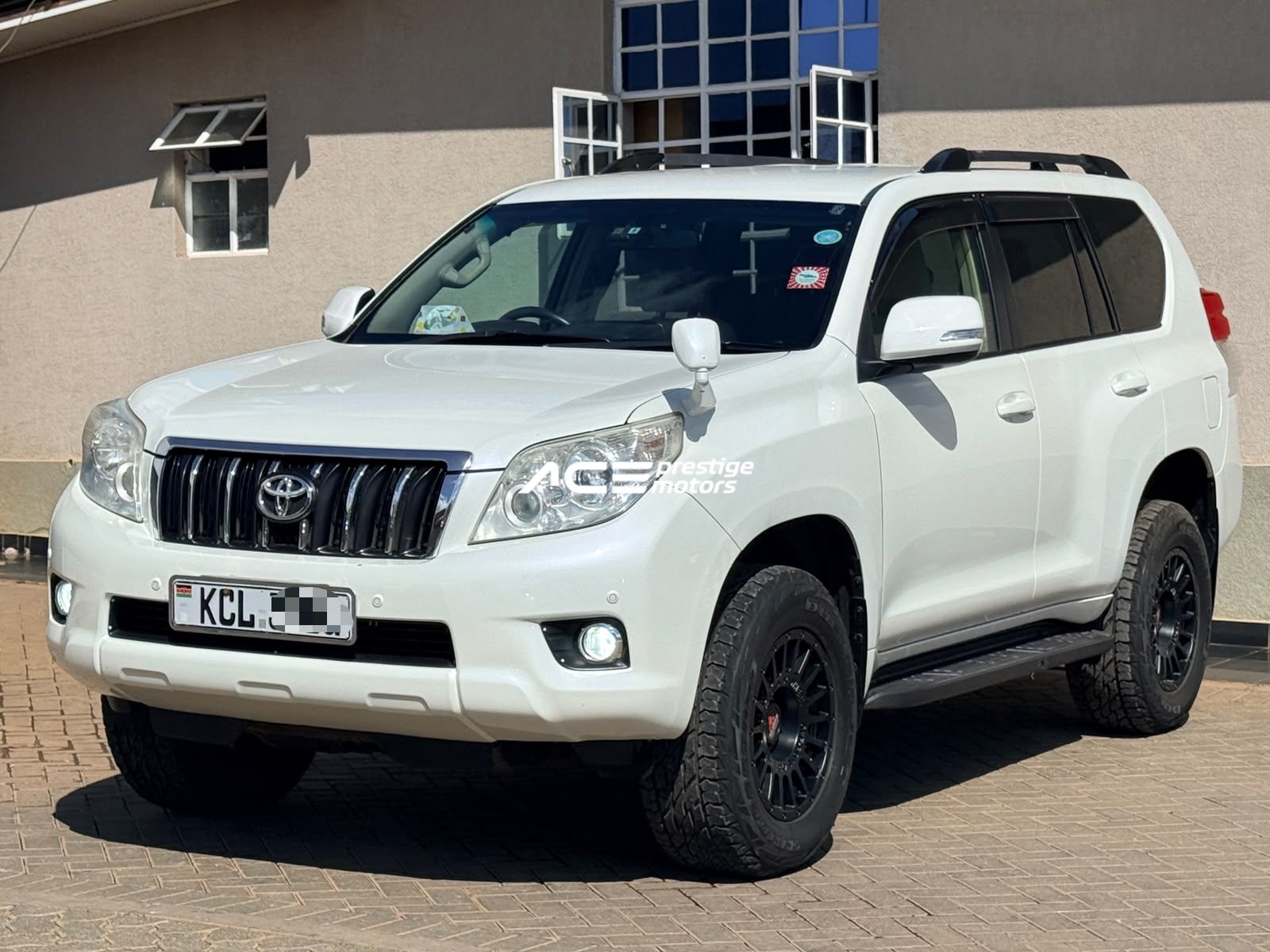 Image of Toyota Land Cruiser Prado TX YOM - 2010