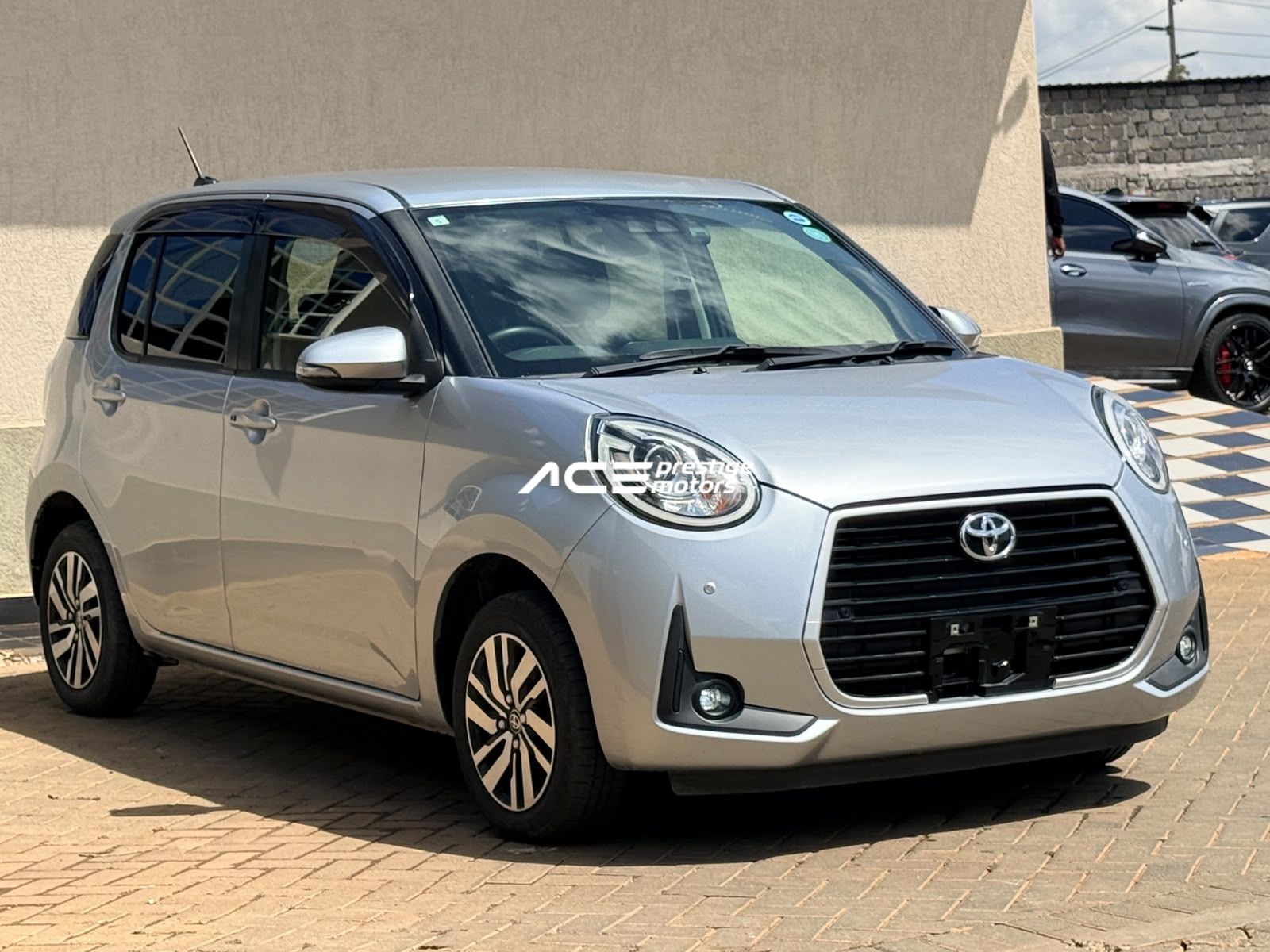 Toyota Passo Moda