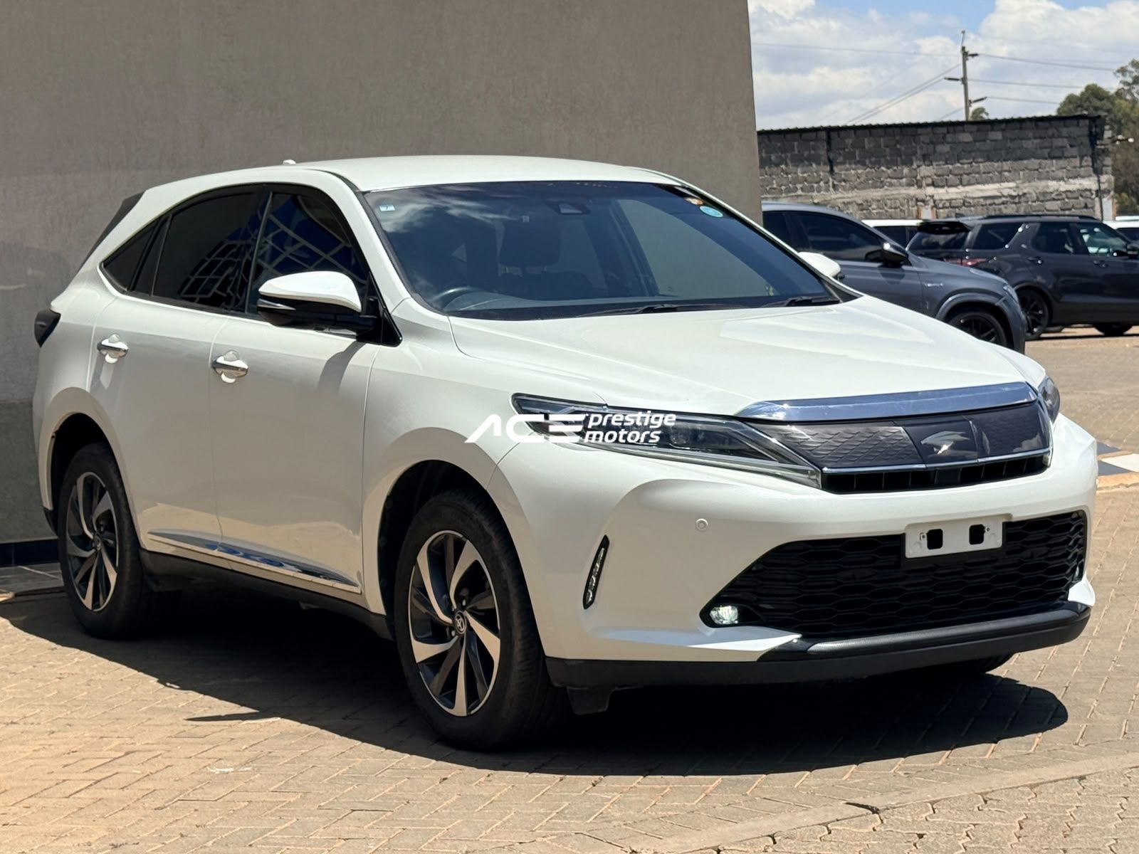 Toyota Harrier Turbo