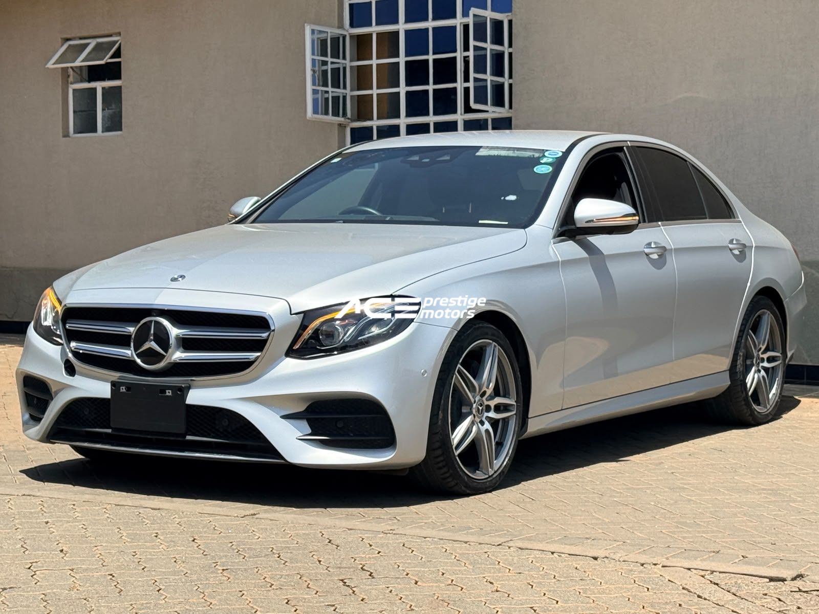 Image of Mercedes-Benz E200 YOM - 2019