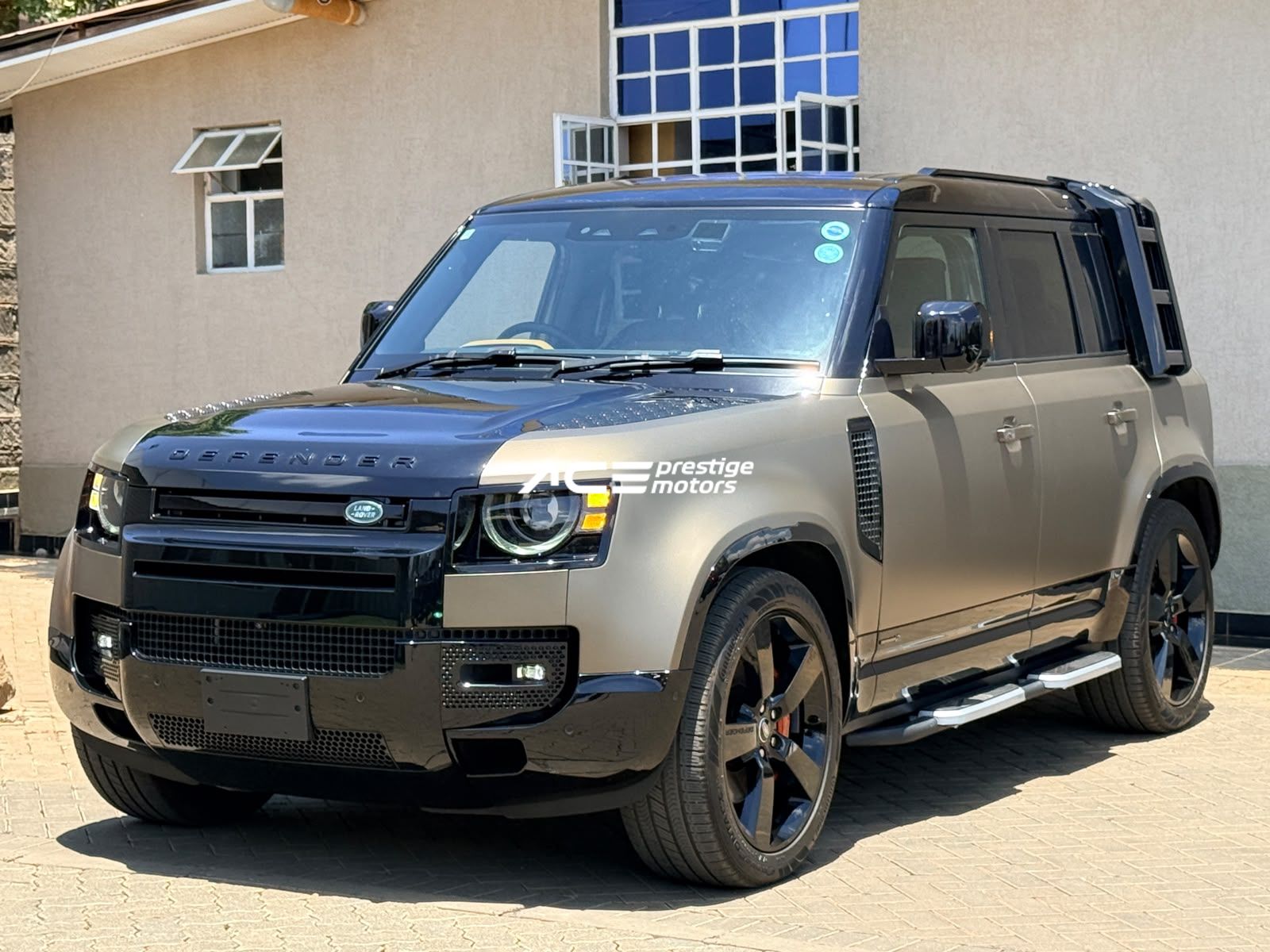 Image of Land Rover Defender 110 D300 YOM - 2022