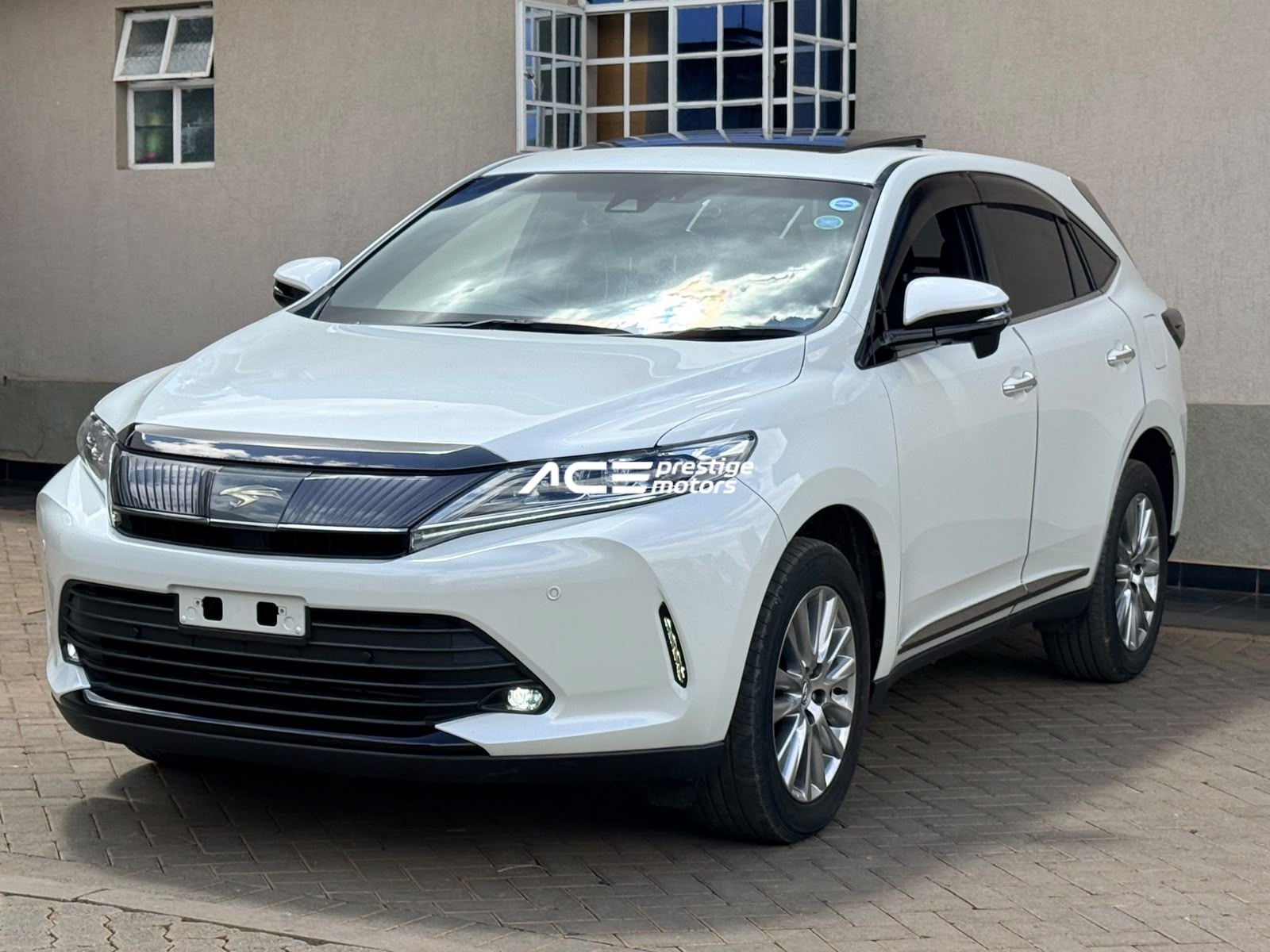 Image of Toyota Harrier YOM - 2020