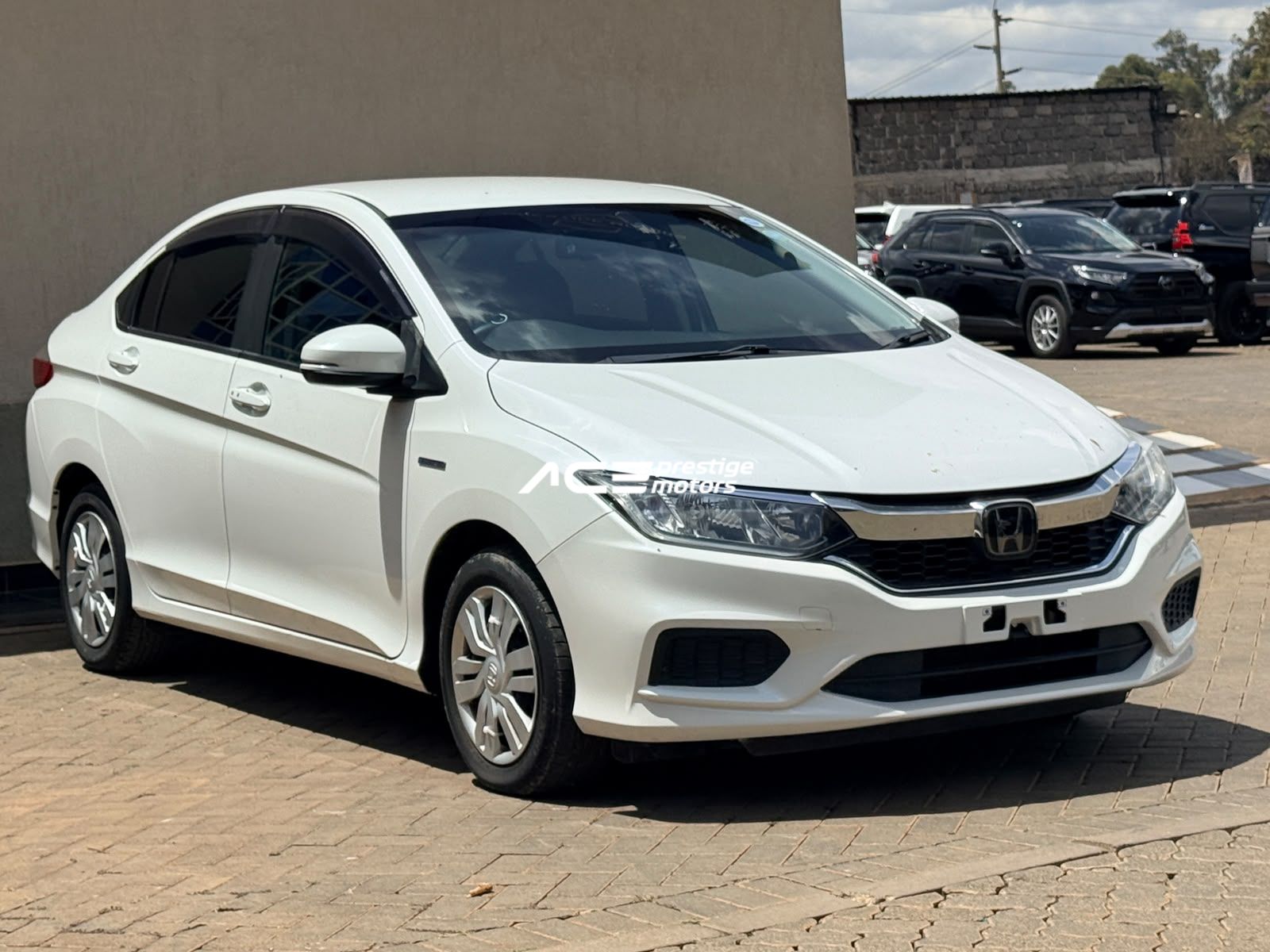 Honda Grace Hybrid
