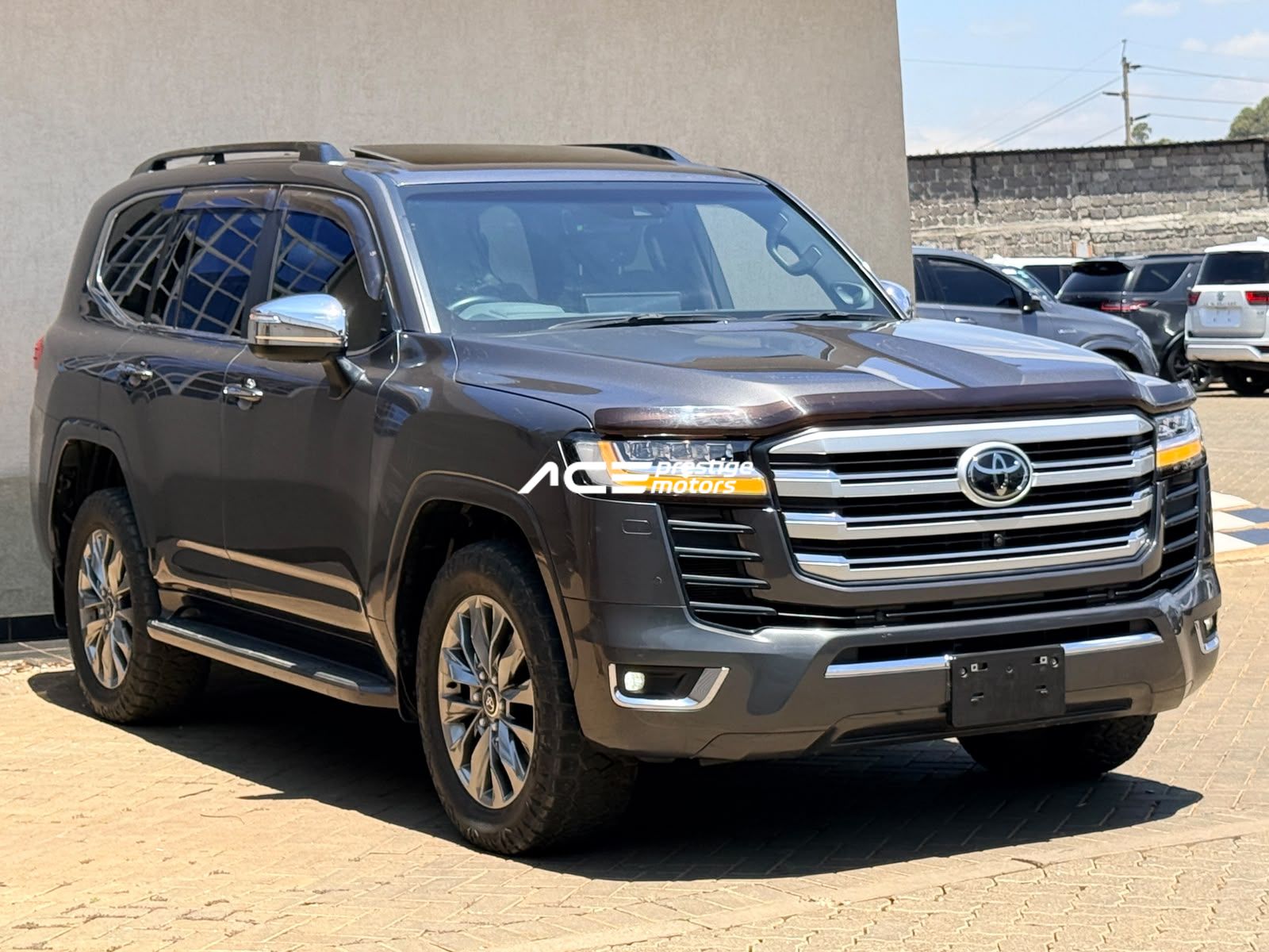 Toyota Land Cruiser LC300 Sahara