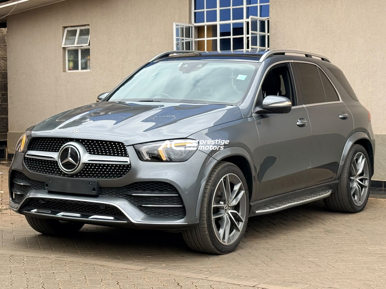 Image of Mercedes-Benz GLE 300d YOM - 2020