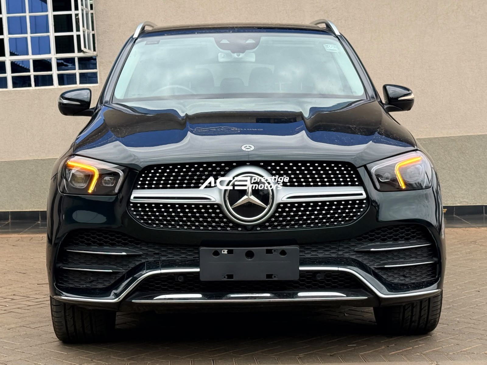 Image of Mercedes-Benz GLE 300d YOM - 2019