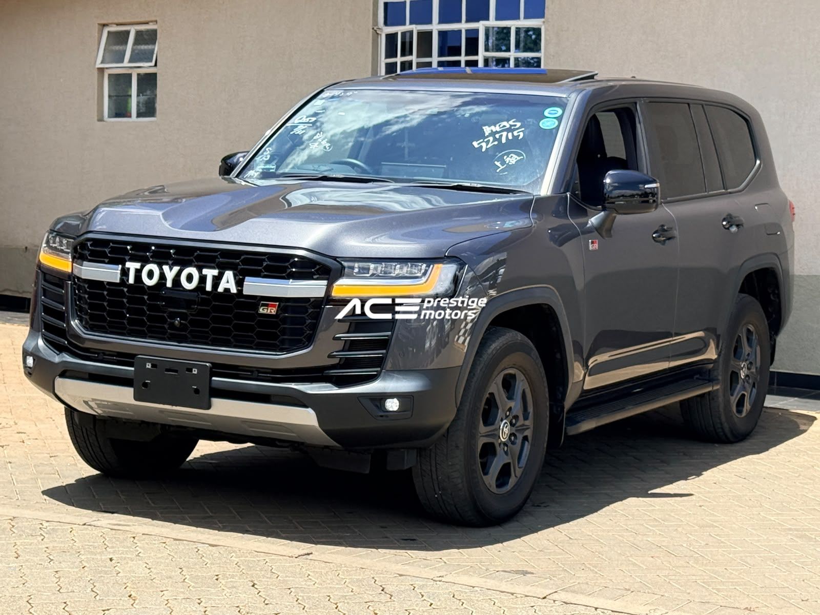 Image of Toyota Land Cruiser LC300 GR Sport YOM - 2023