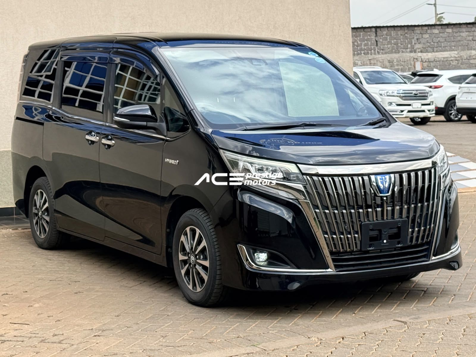 Toyota Esquire Hybrid