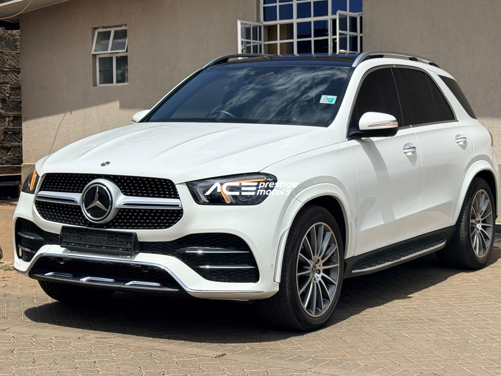 Image of Mercedes-Benz GLE 450  YOM - 2020