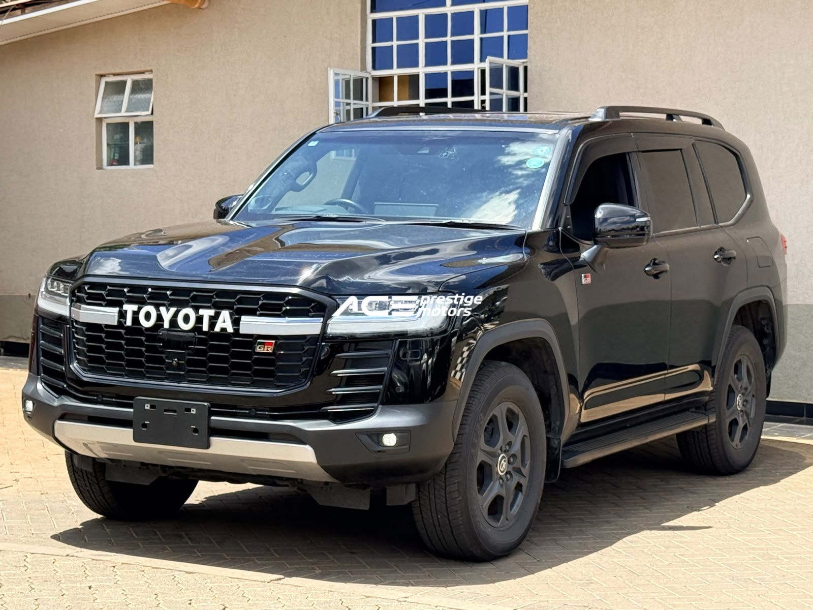 Image of Toyota Land Cruiser LC300 GR Sport YOM - 2022