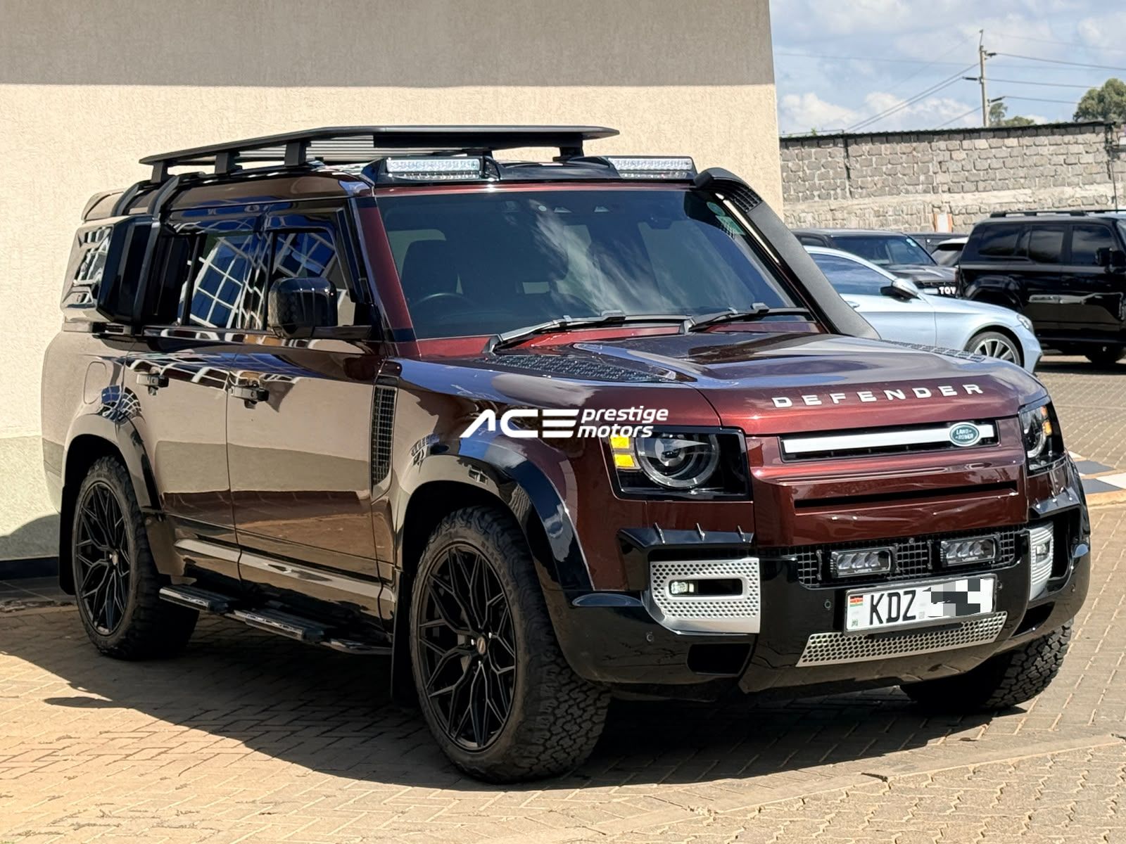 Land Rover Defender 130 First Edition